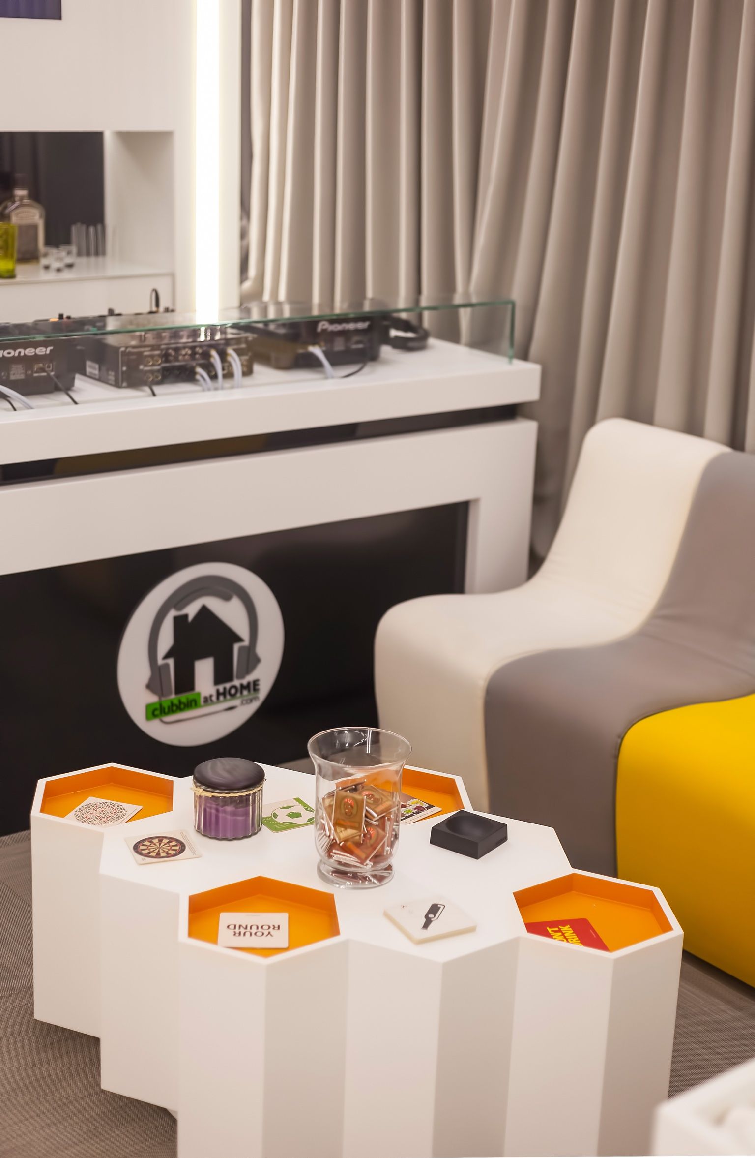 (ZYQ).X-tra Projects gallery image 3