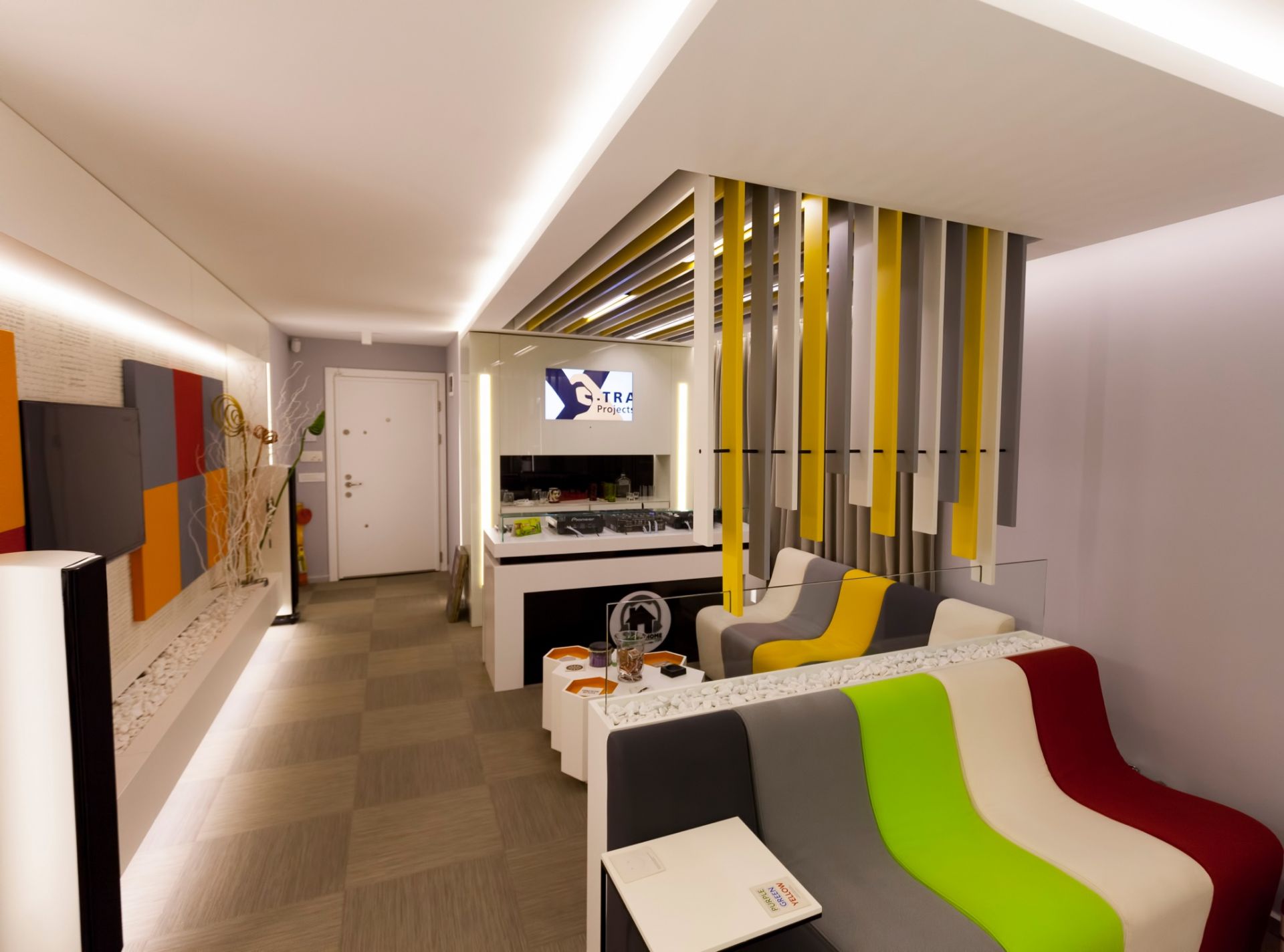 (ZYQ).X-tra Projects