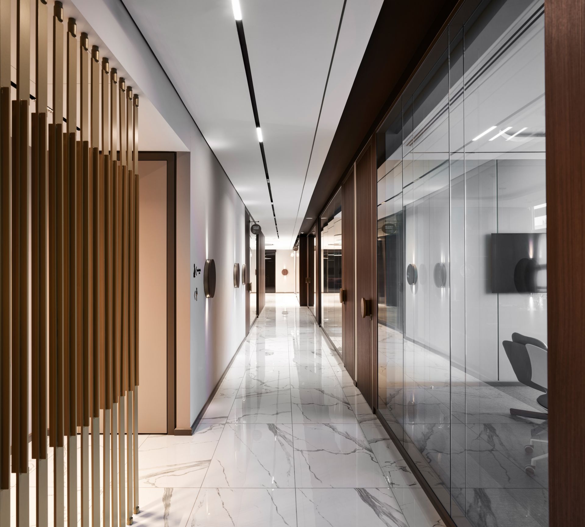 Fonex gallery image 21