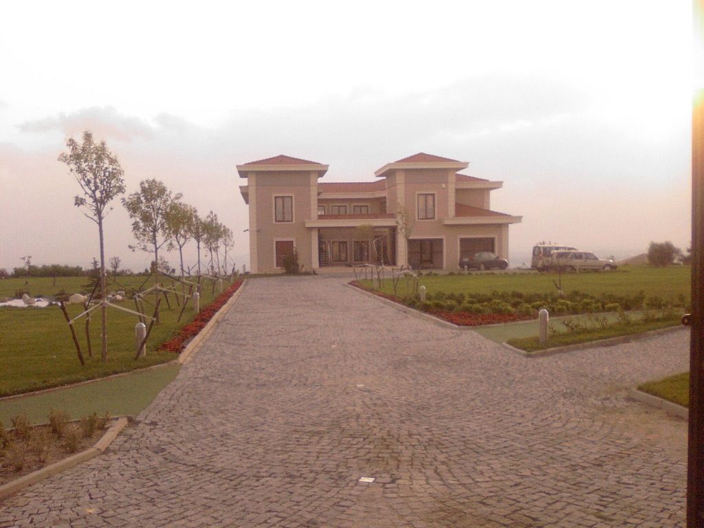 (ZZZ).Nuri Kaplan gallery image 9