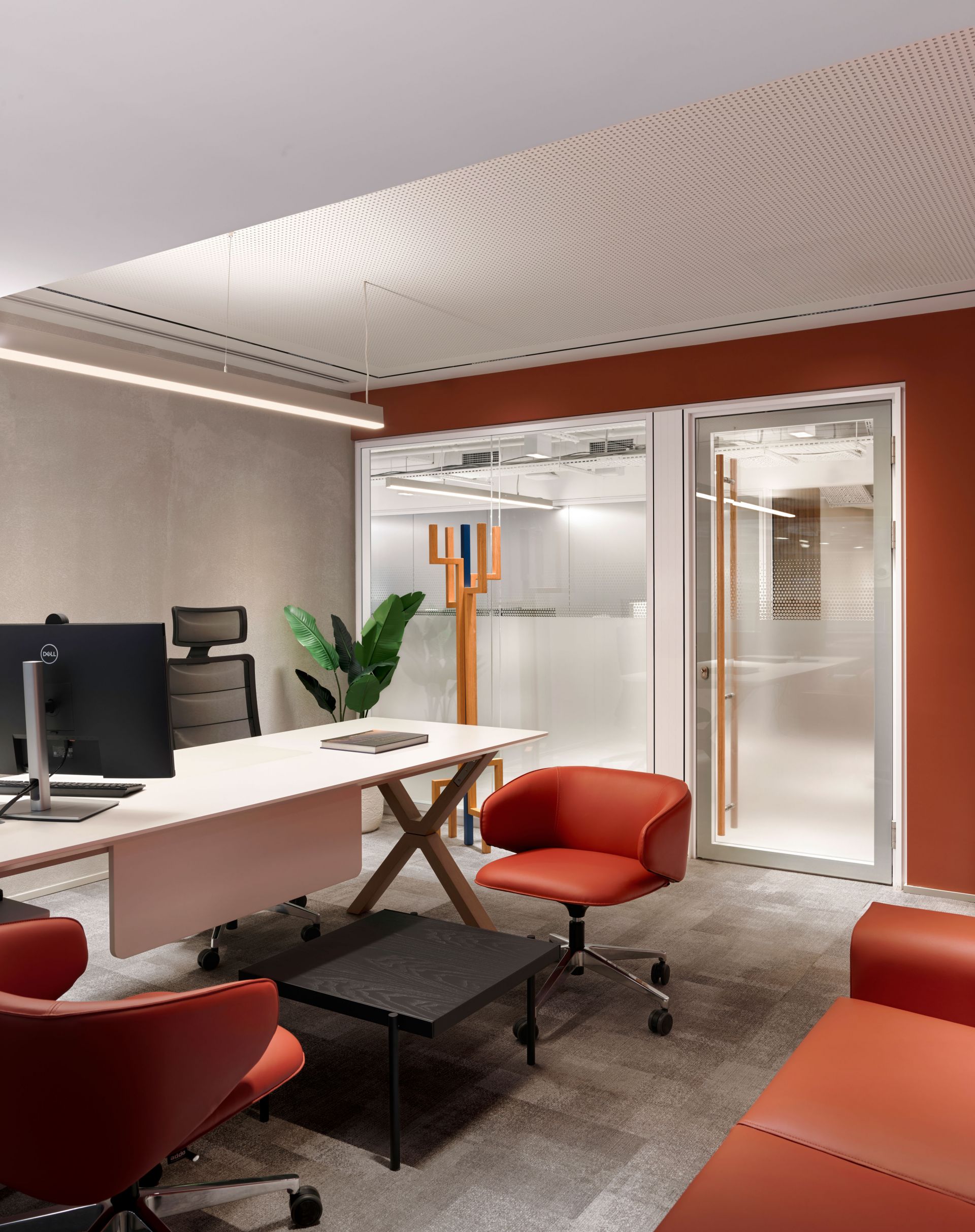 Marsh Mclennan gallery image 38