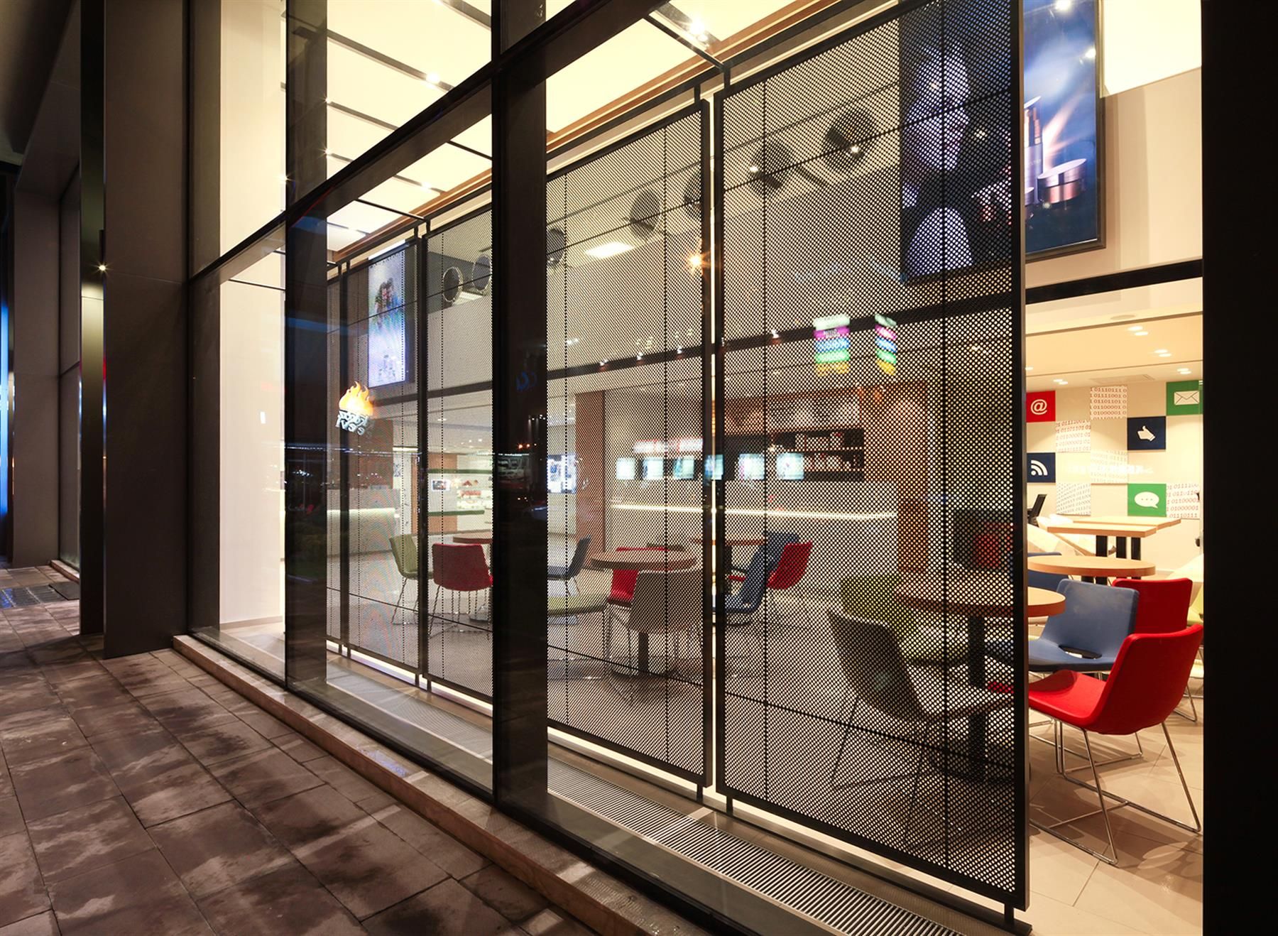 2014-Amway Ankara gallery image 16