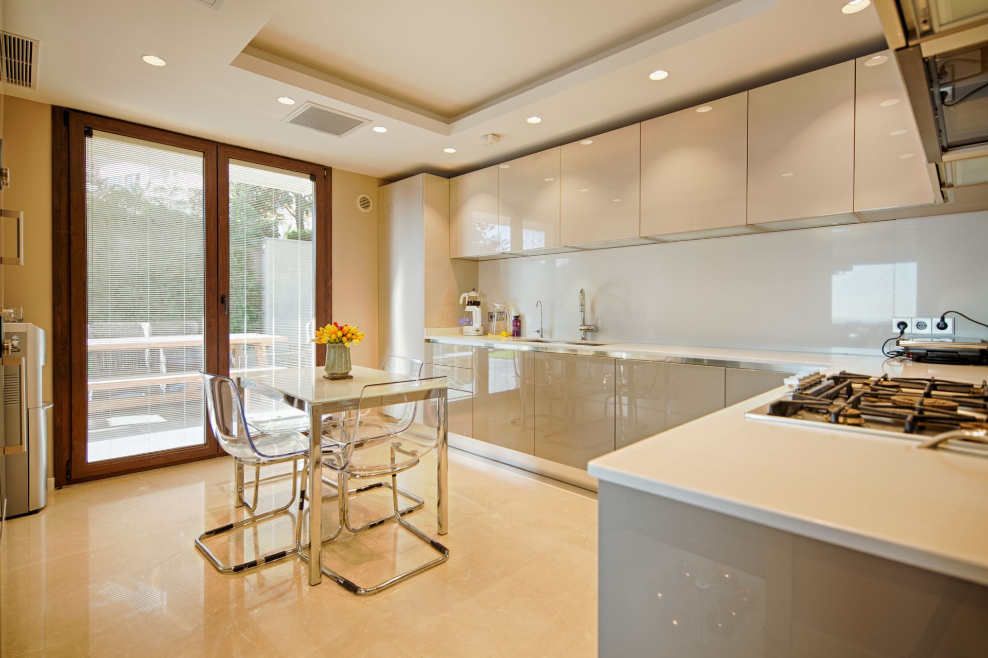 2014-Als Evi+ gallery image 26