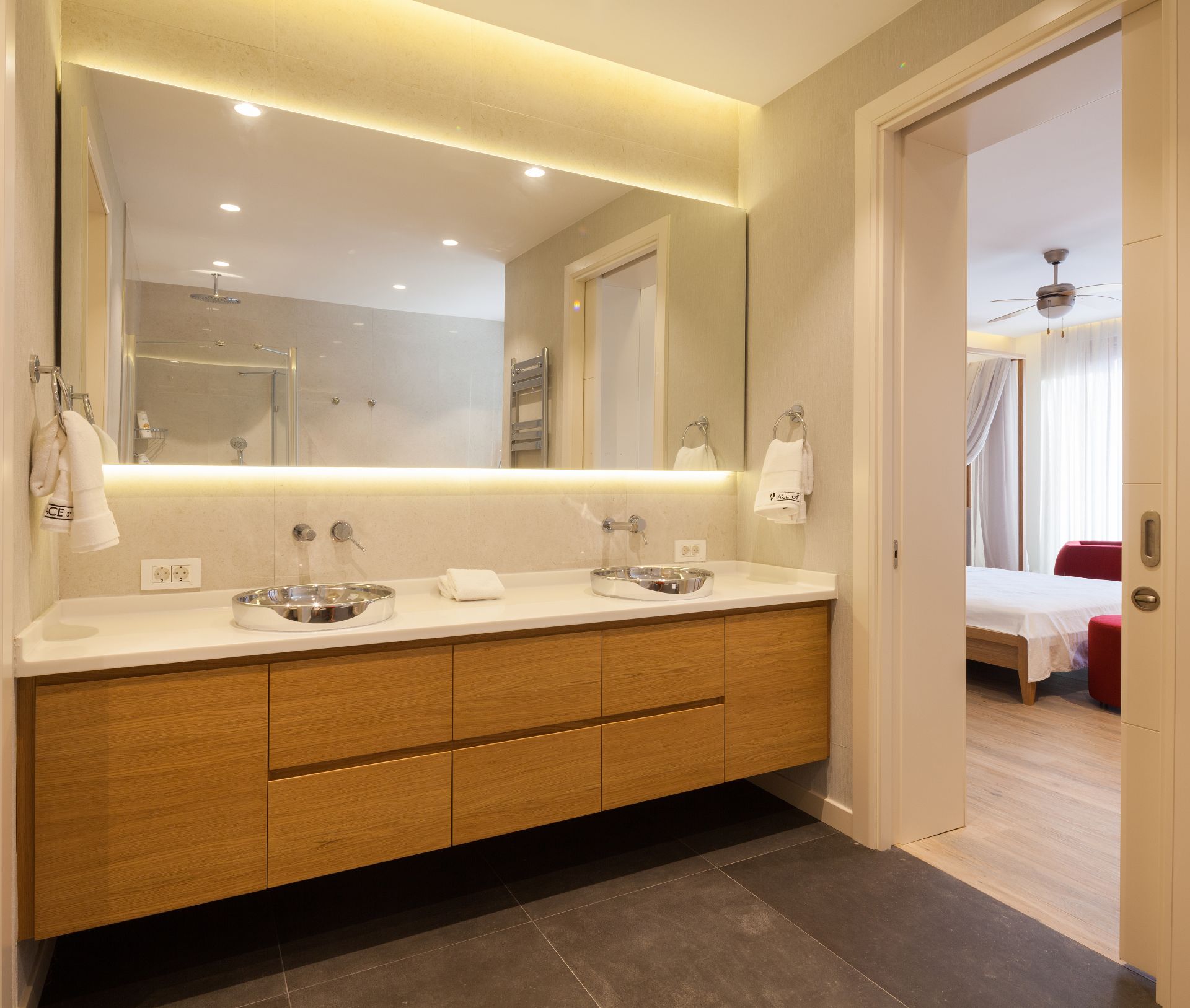 2014-KSR Evi gallery image 15