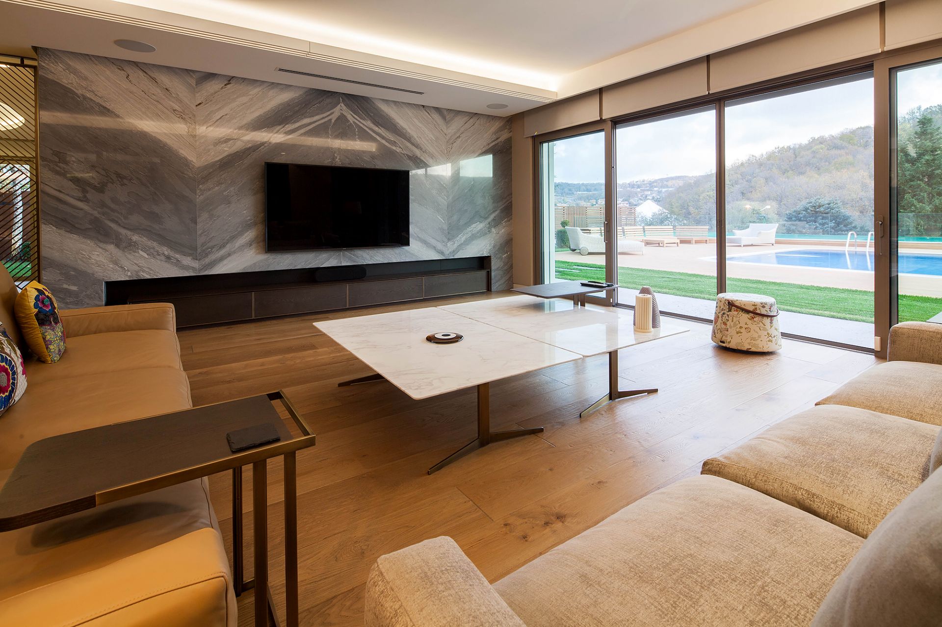 2016-Gülşah Öztoprak gallery image 40