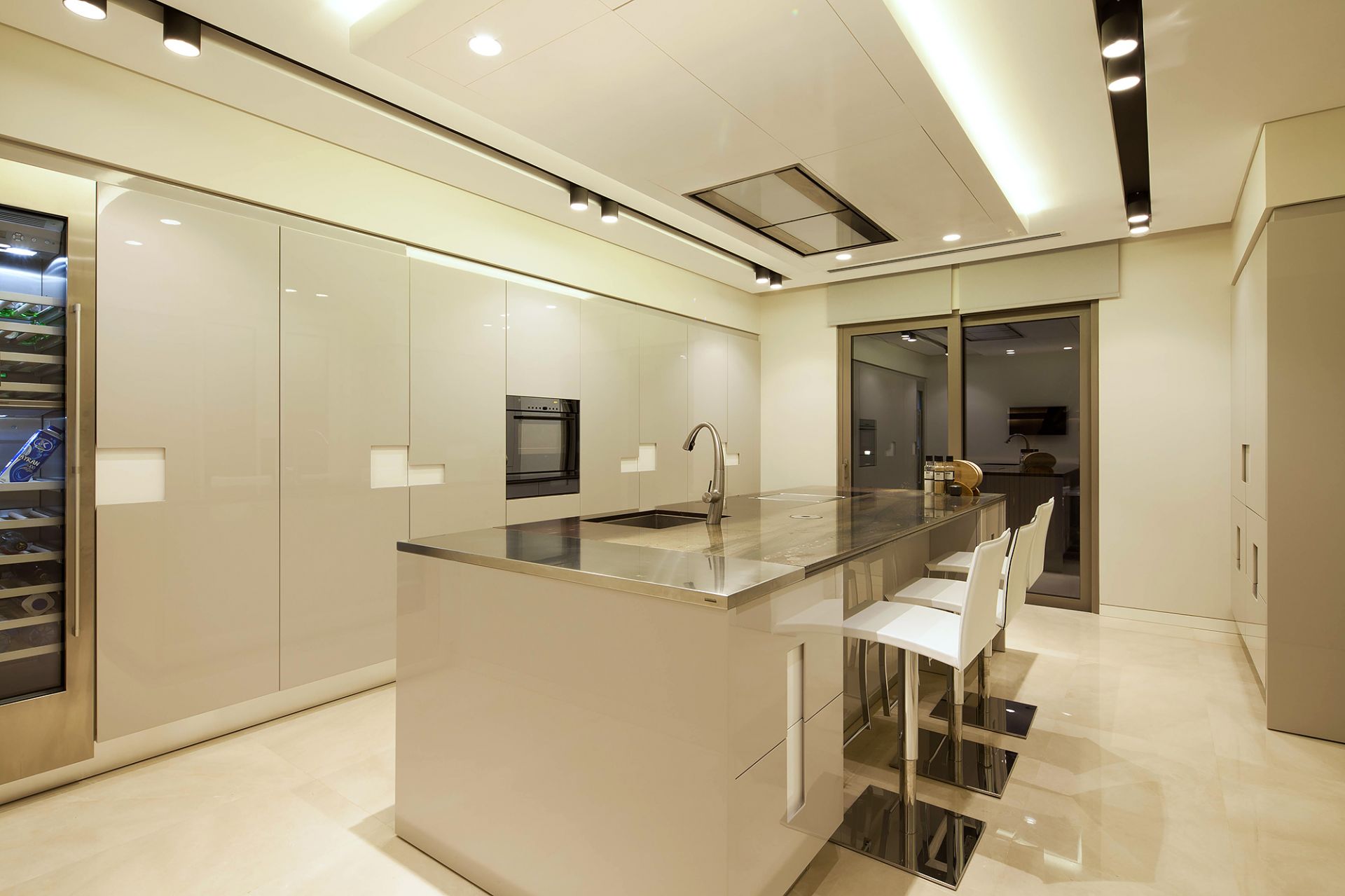 2016-Gülşah Öztoprak gallery image 18