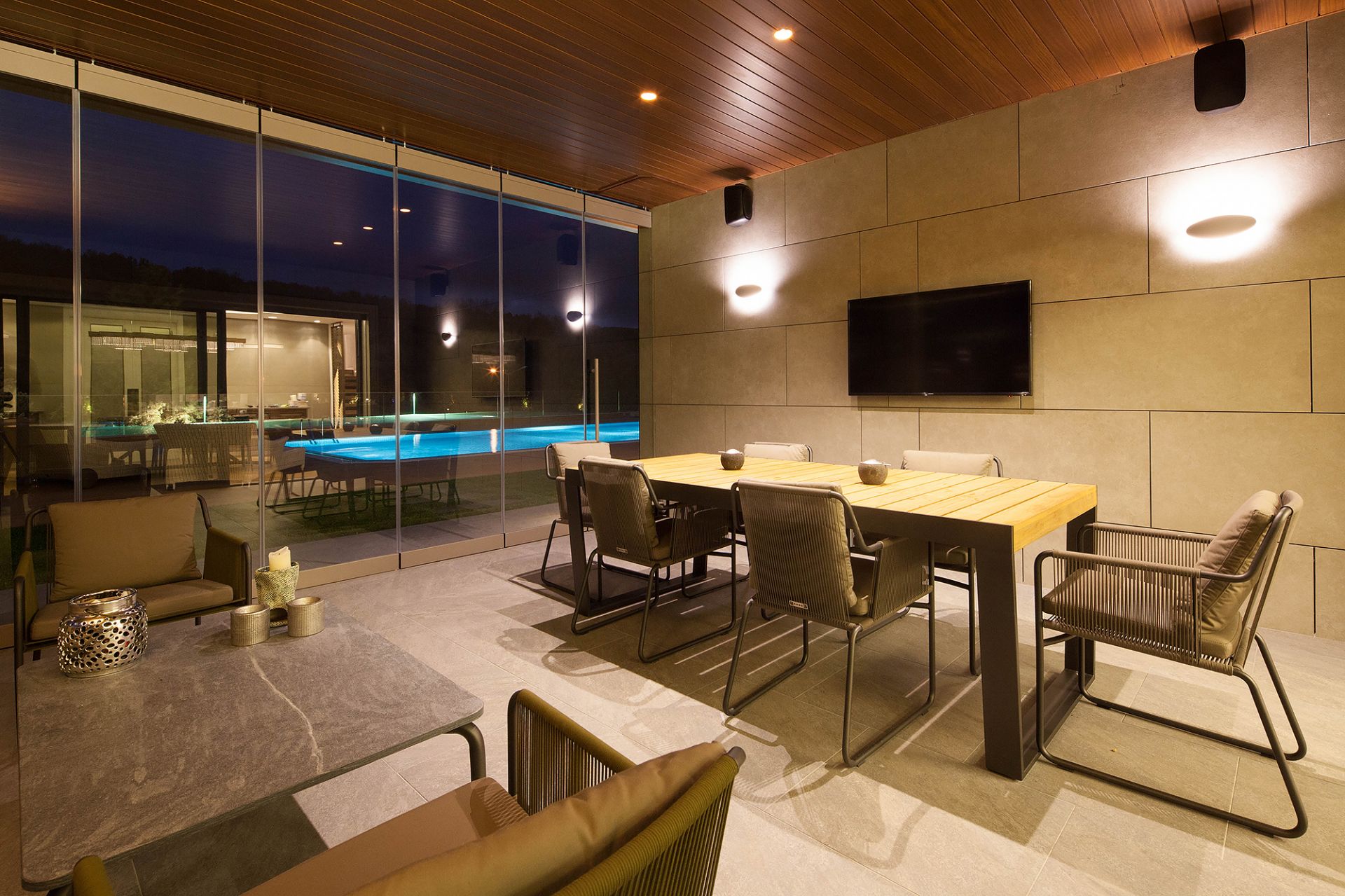 2016-Gülşah Öztoprak gallery image 14