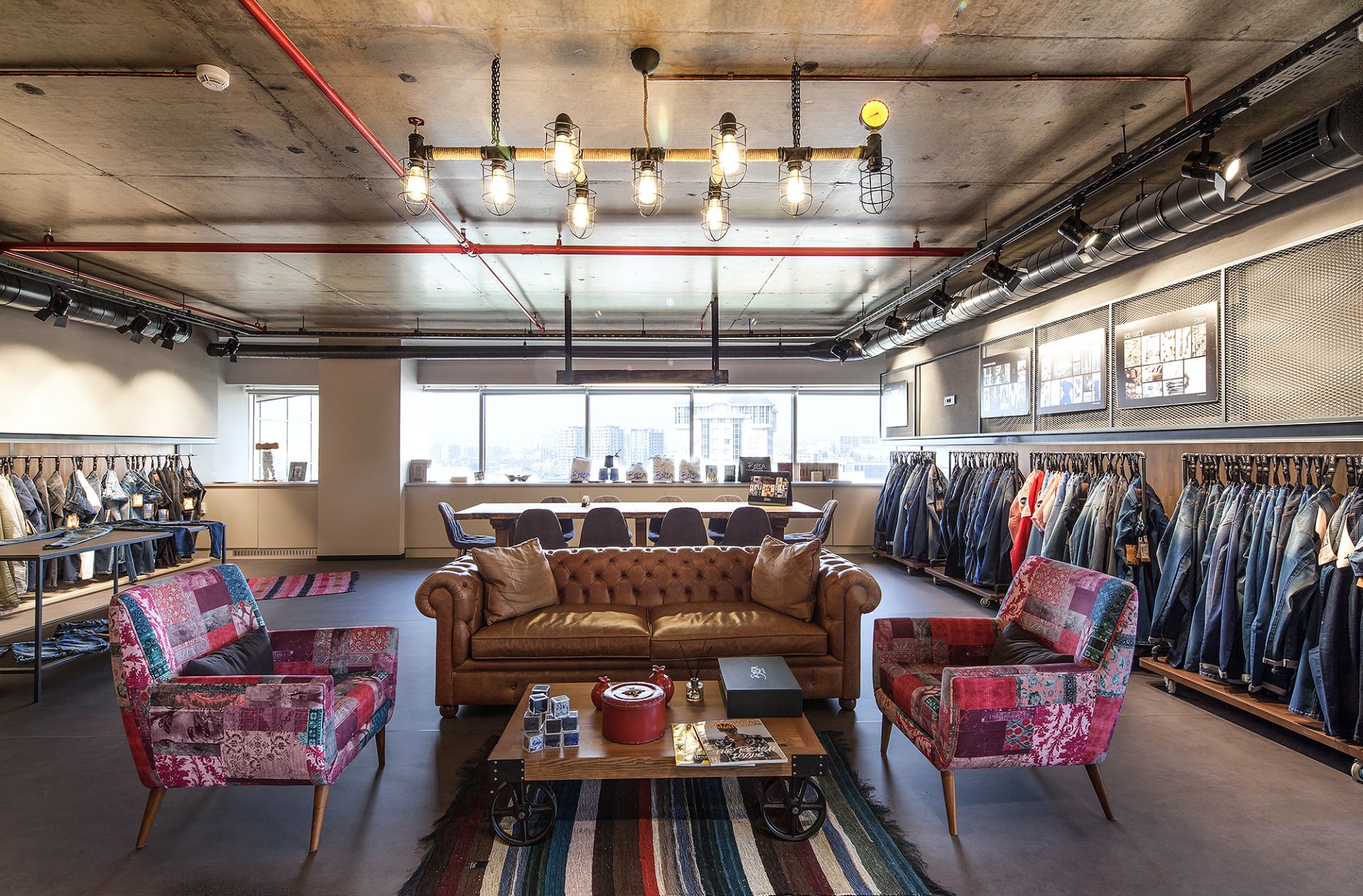 2018-Bossa gallery image 28