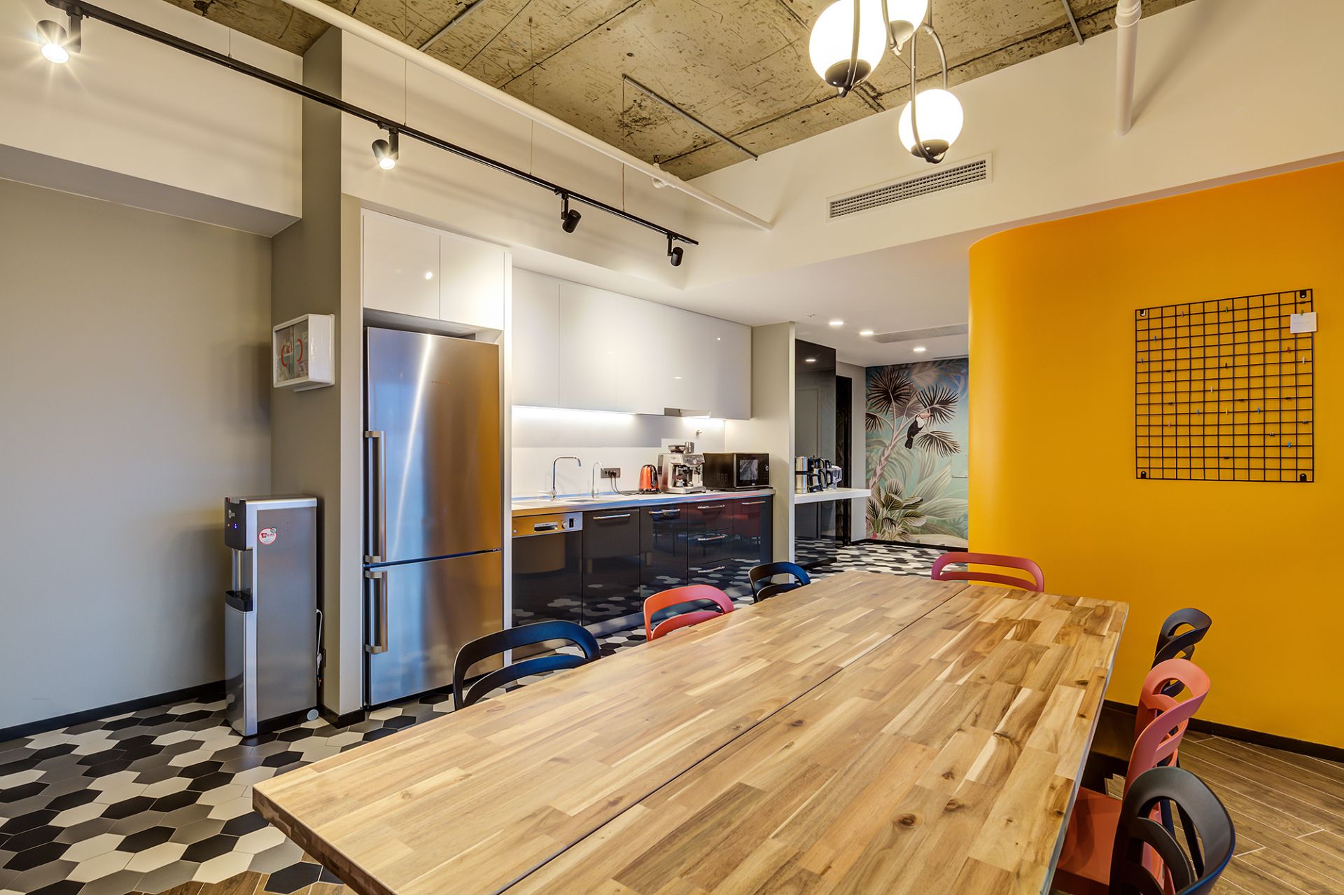 2019-Erstream gallery image 3