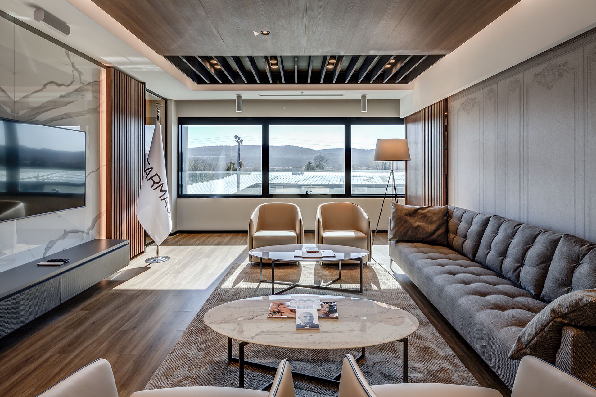 2019-Farmasi gallery image 10