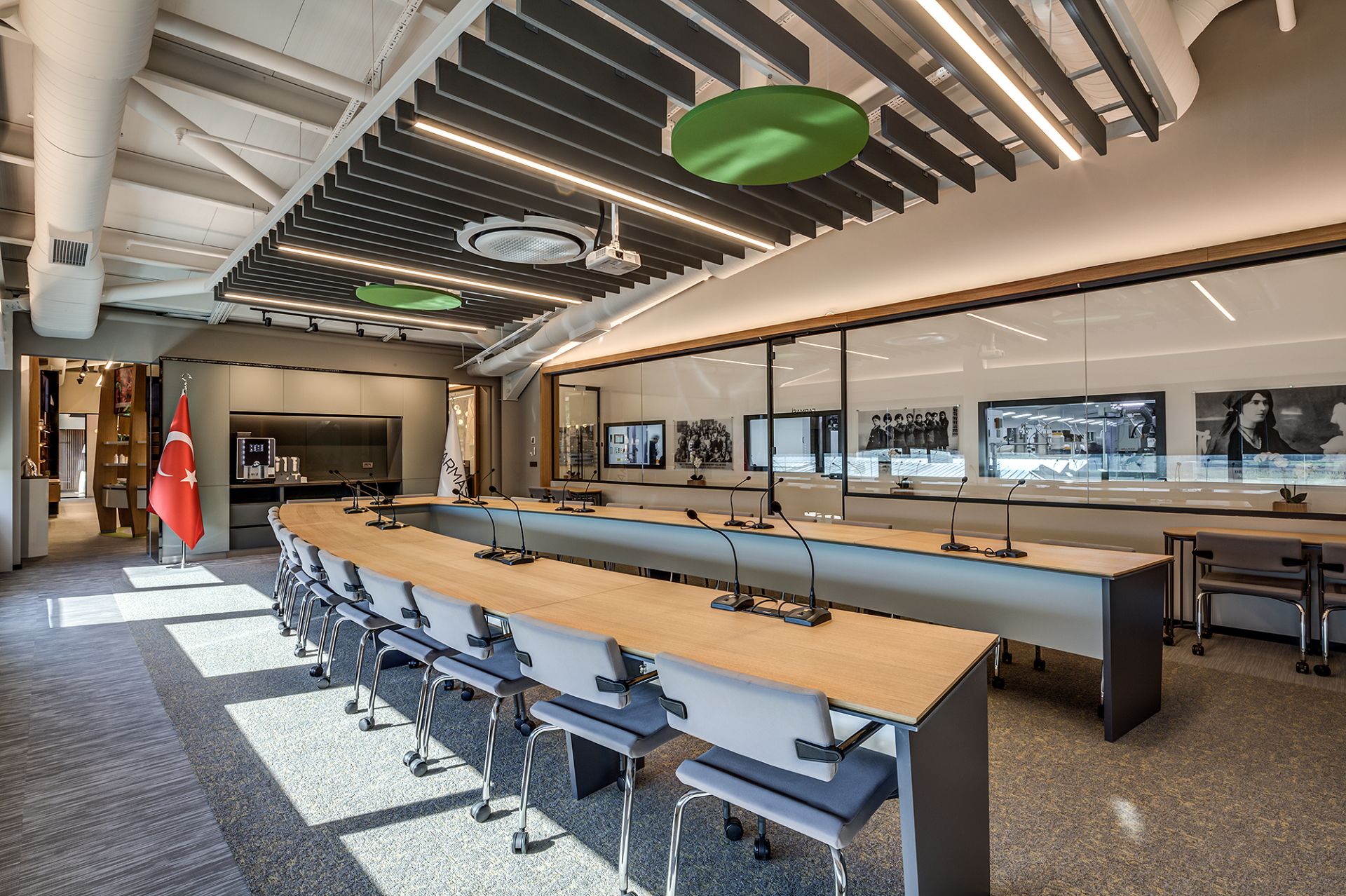 2019-Farmasi gallery image 15