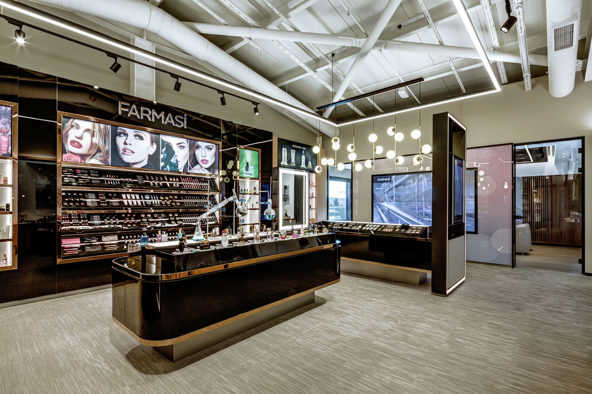 2019-Farmasi gallery image 4