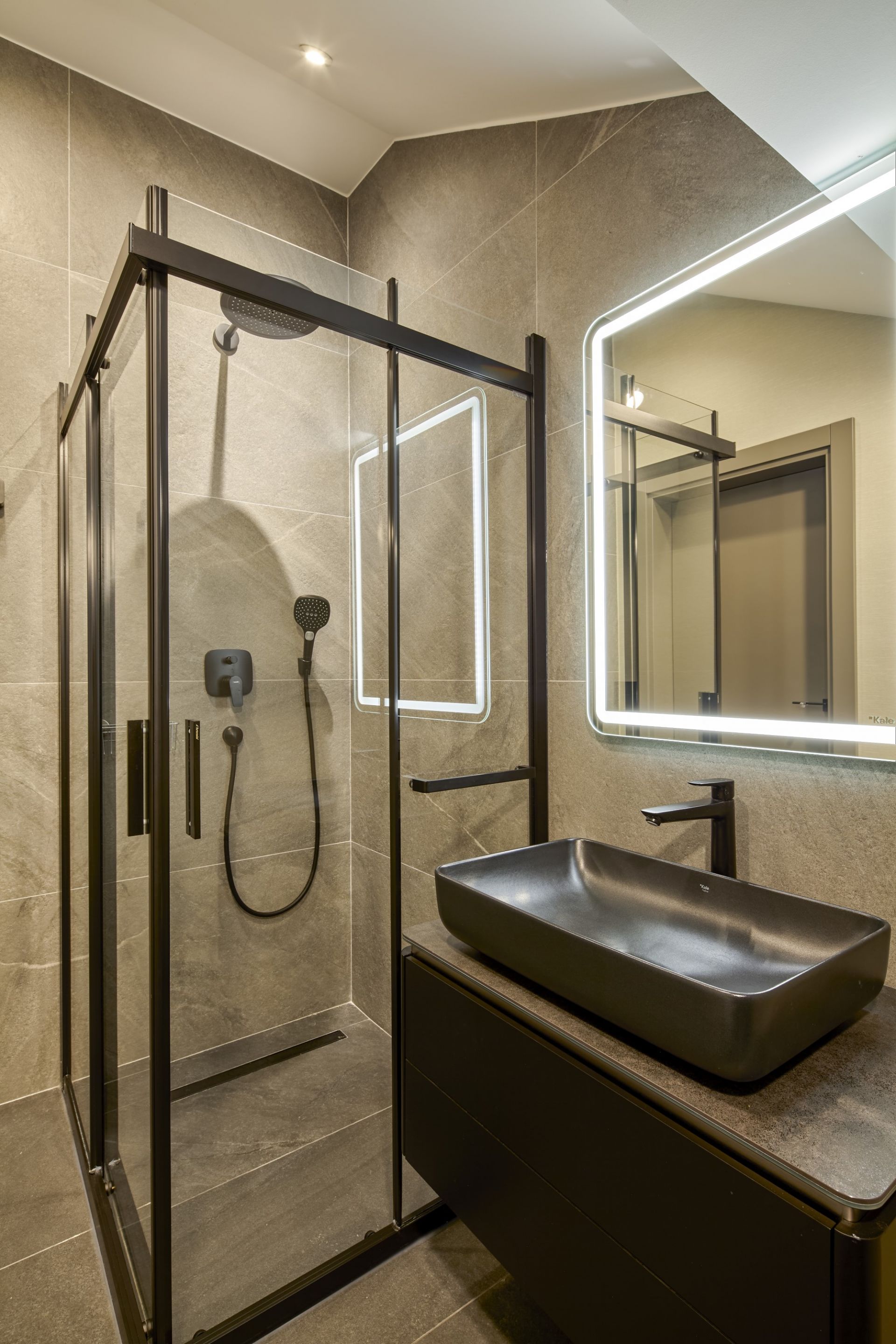 2024-Dengizman+ gallery image 46