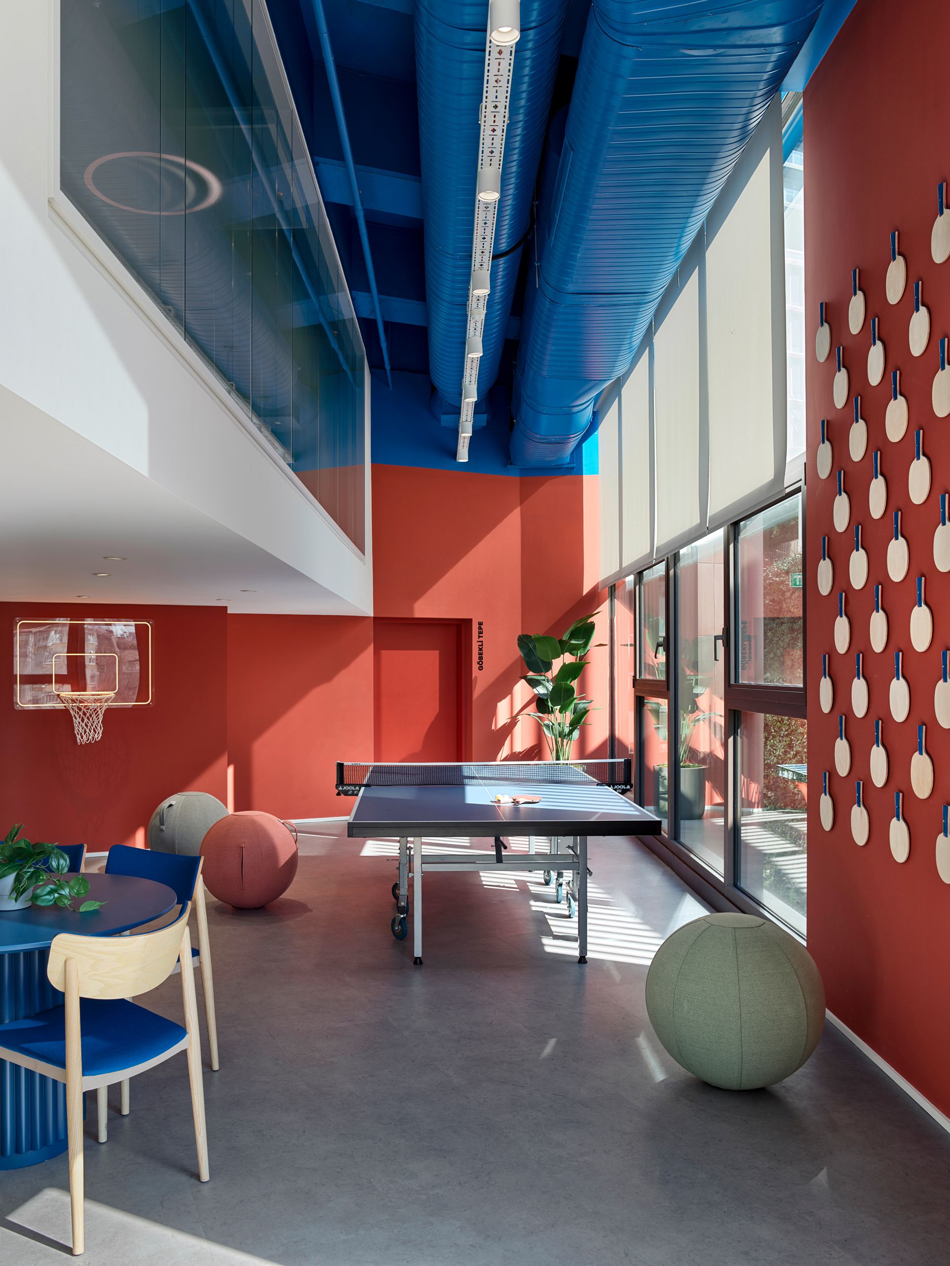 Amadeus gallery image 34